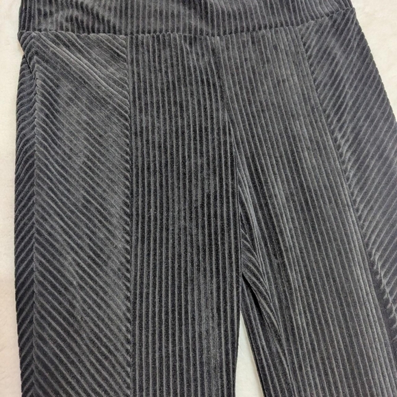 Vintage inspired corduroy look flare pants - Picture 6 of 6